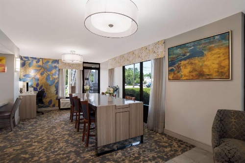 Best Western Flagship Inn image 18